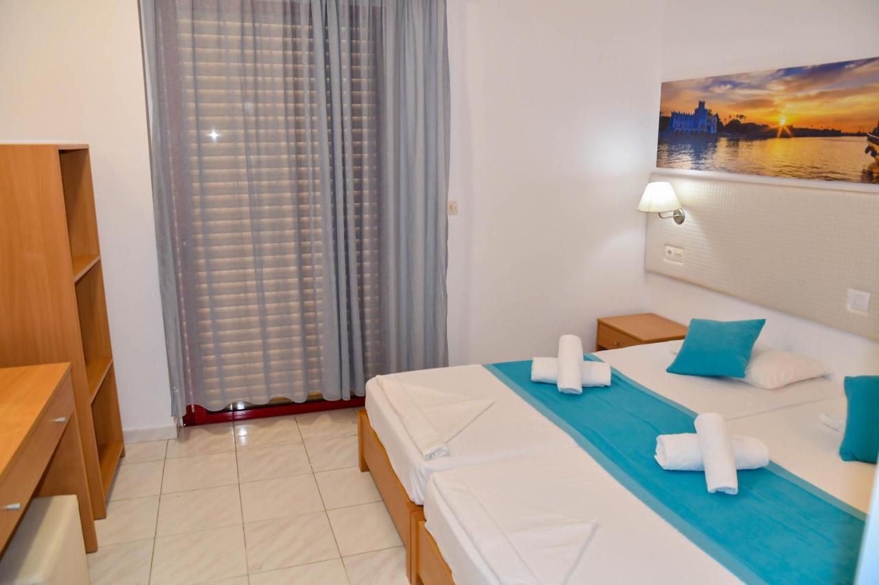 Blue Nest Hotel Tigaki エクステリア 写真