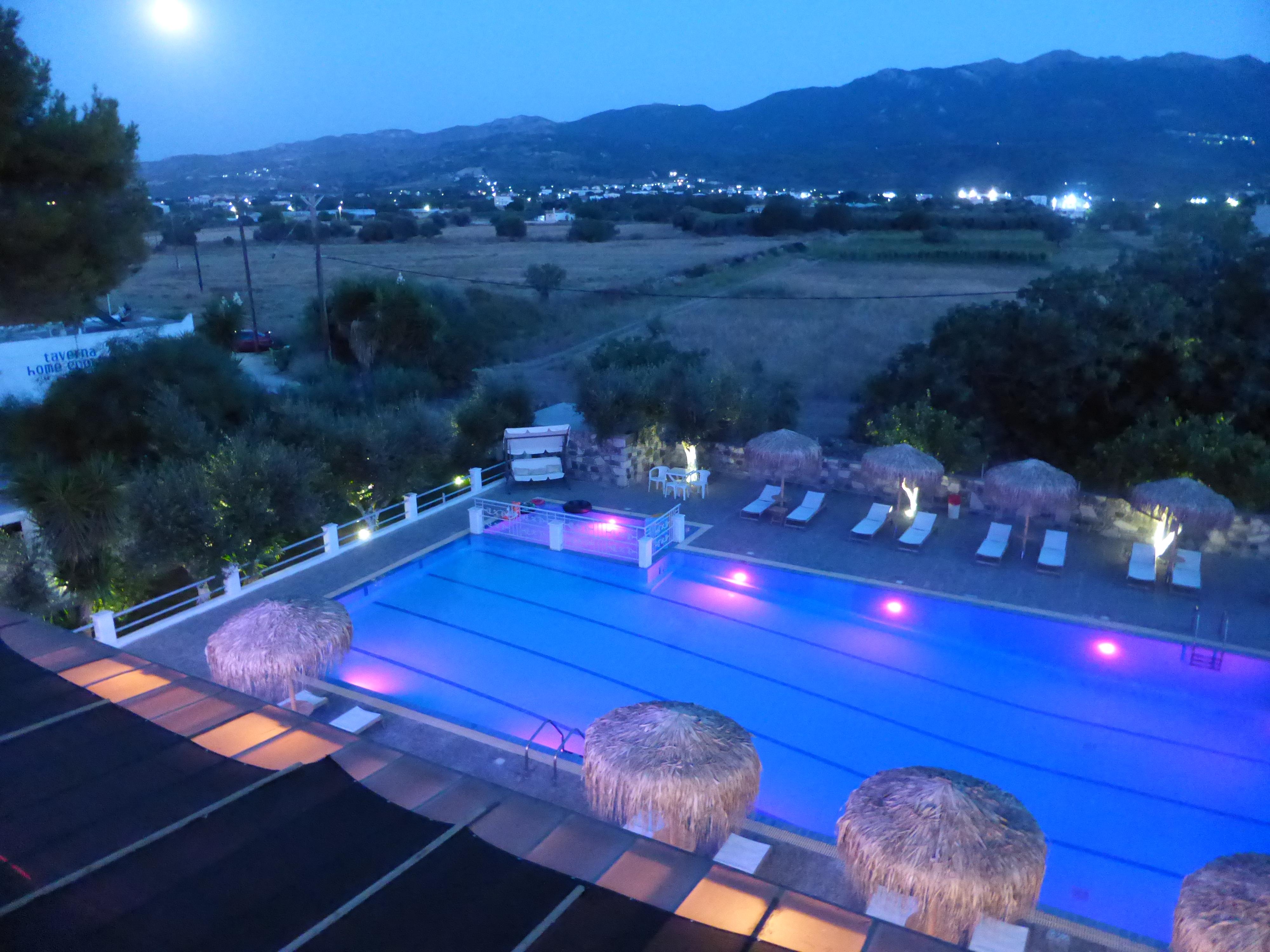 Blue Nest Hotel Tigaki エクステリア 写真