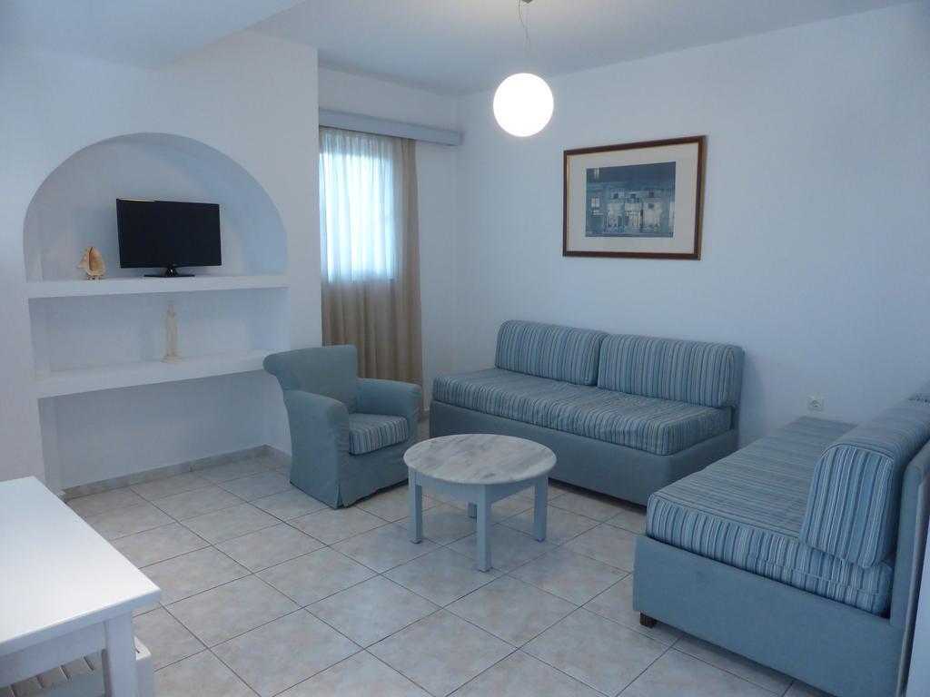 Blue Nest Hotel Tigaki エクステリア 写真